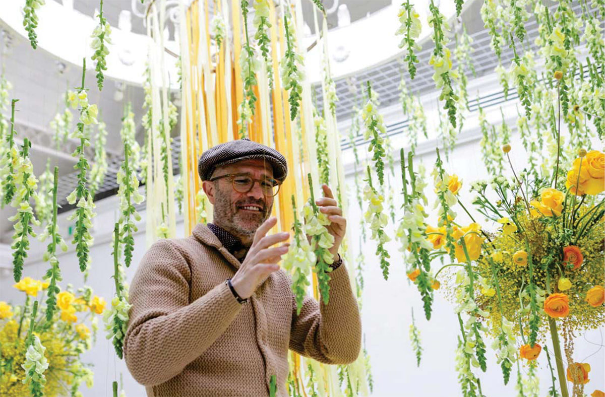 Giuseppe Picca, maestro di arte floreale e fondatore di Le Mani Parlano